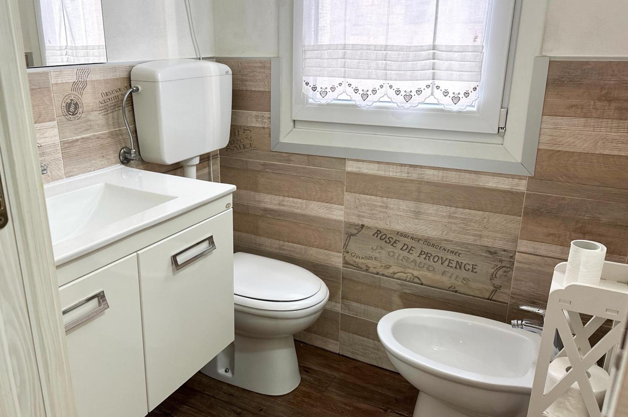 Bomboniera Apartment Comacchio Ngoại thất bức ảnh