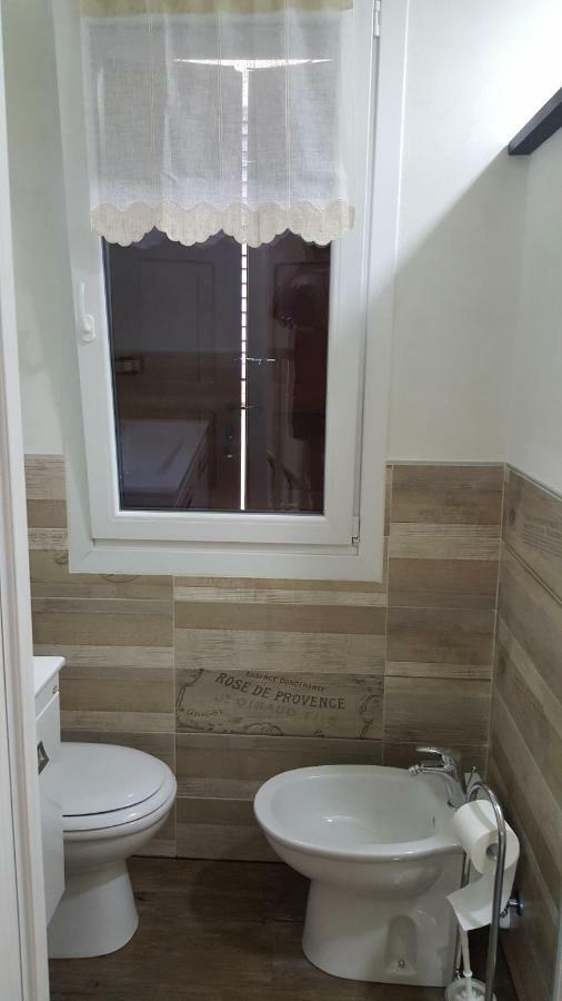 Bomboniera Apartment Comacchio Ngoại thất bức ảnh