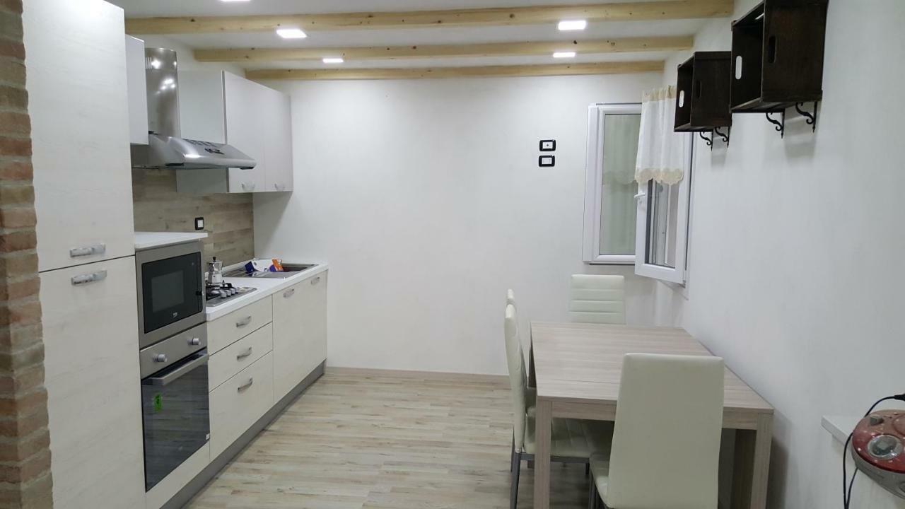 Bomboniera Apartment Comacchio Ngoại thất bức ảnh